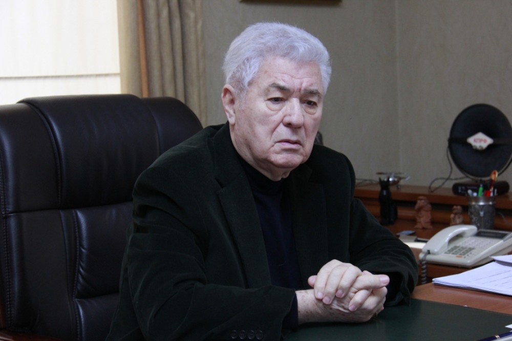 DOC // Viață de lux la pensie. Vladimir Voronin deține ceas de peste 100 mii lei, 10 conturi bancare și un automobil Audi A8